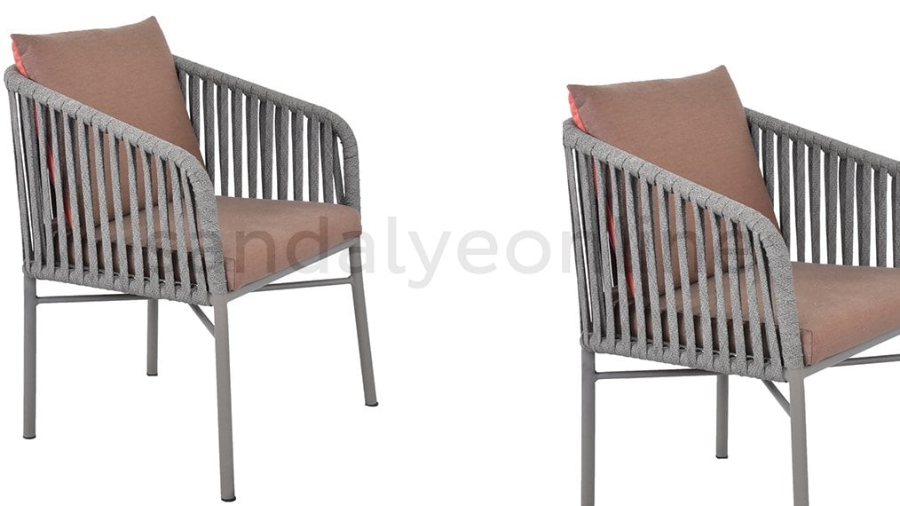 chair-online-strap-organized-dis-space-chair-detail