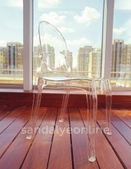 Elizabeth Transparent Chair