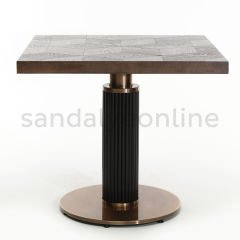Beque Markuteri Restaurant and Cafe Table